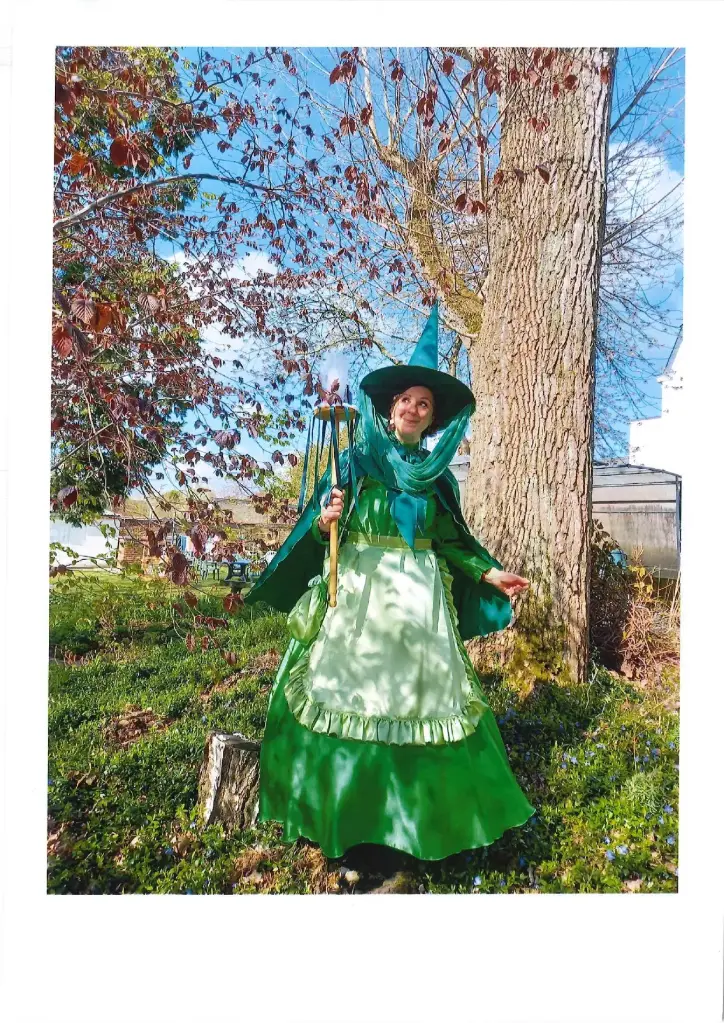 Fée pâquerette femme
