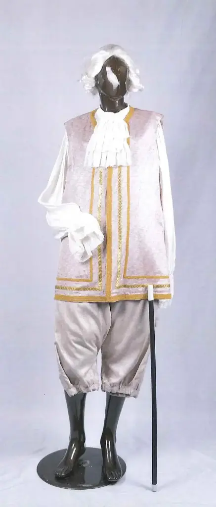 [392] 392 Marquis rose gilet